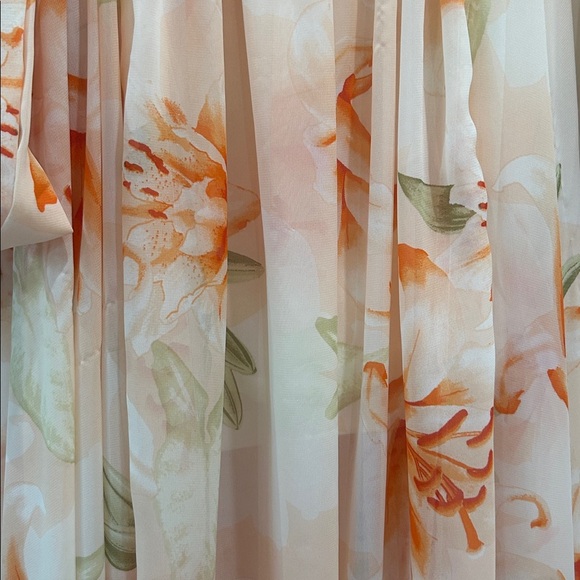 Petal Roz Floral Maxi Dress NWT - Picture 6 of 7